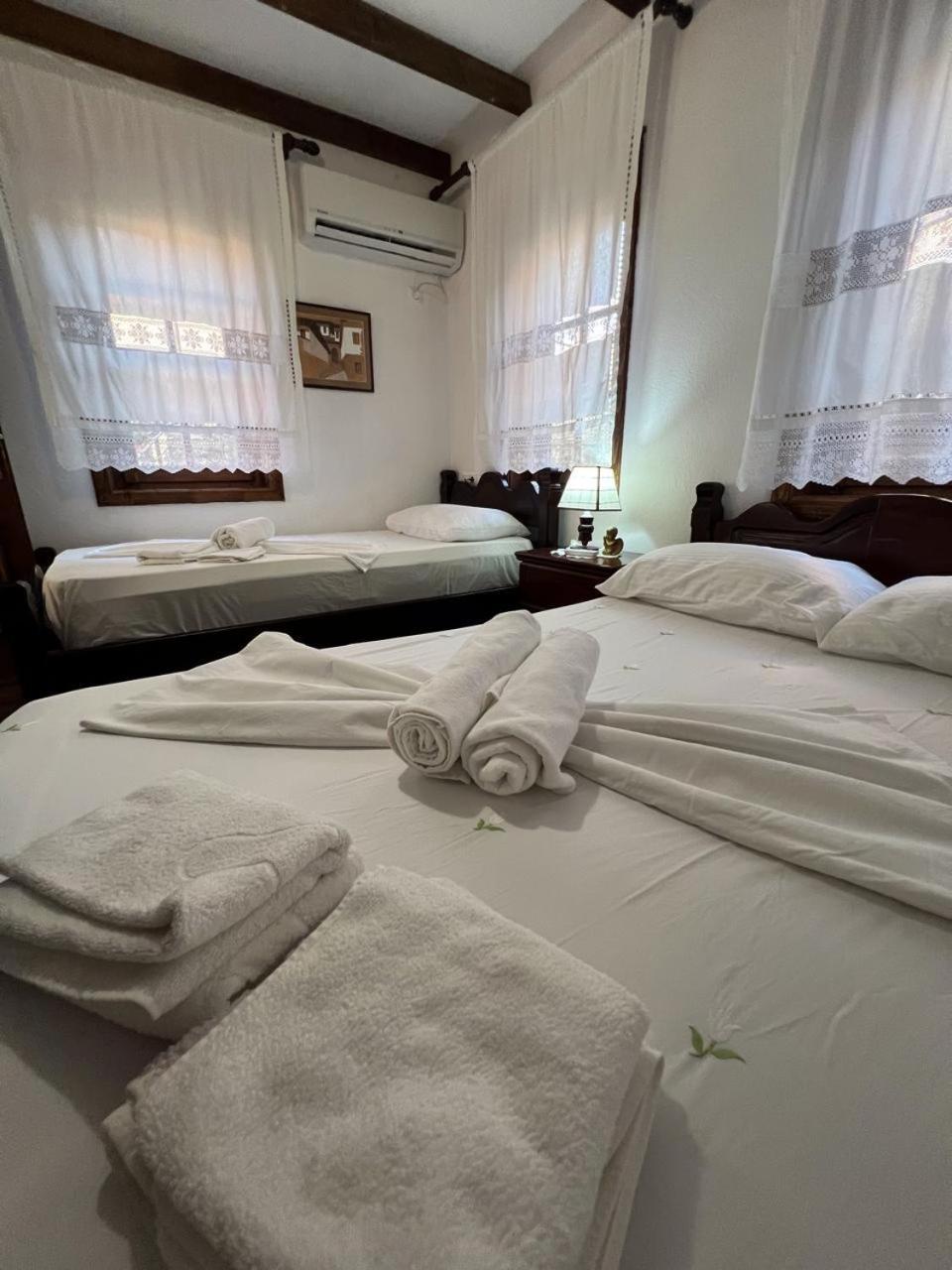 Pjetri House Otel Berat Dış mekan fotoğraf